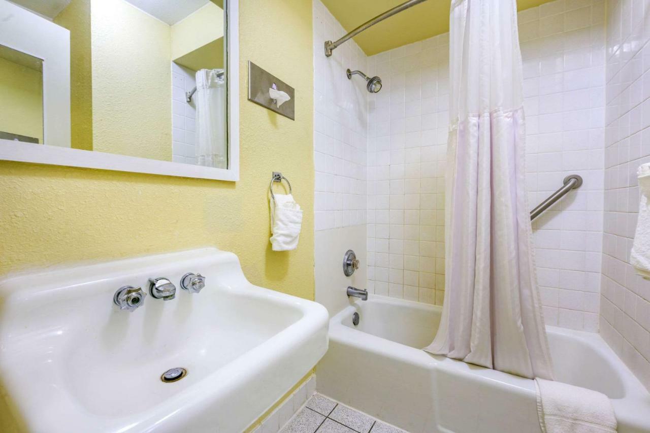 Aire Hotel Lebanon Hershey Dış mekan fotoğraf